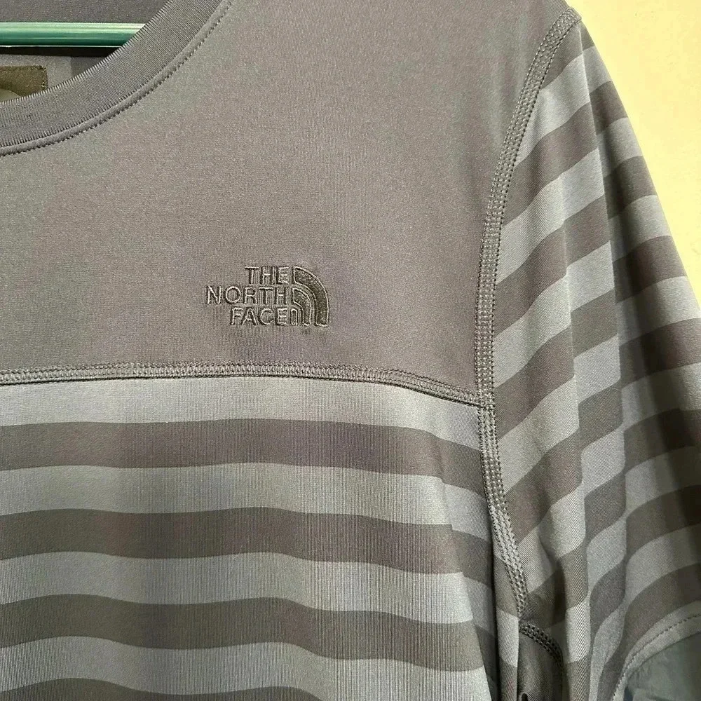 The North Face men’s NWT’s Urban Exploration Border Yarn tech series. Size large